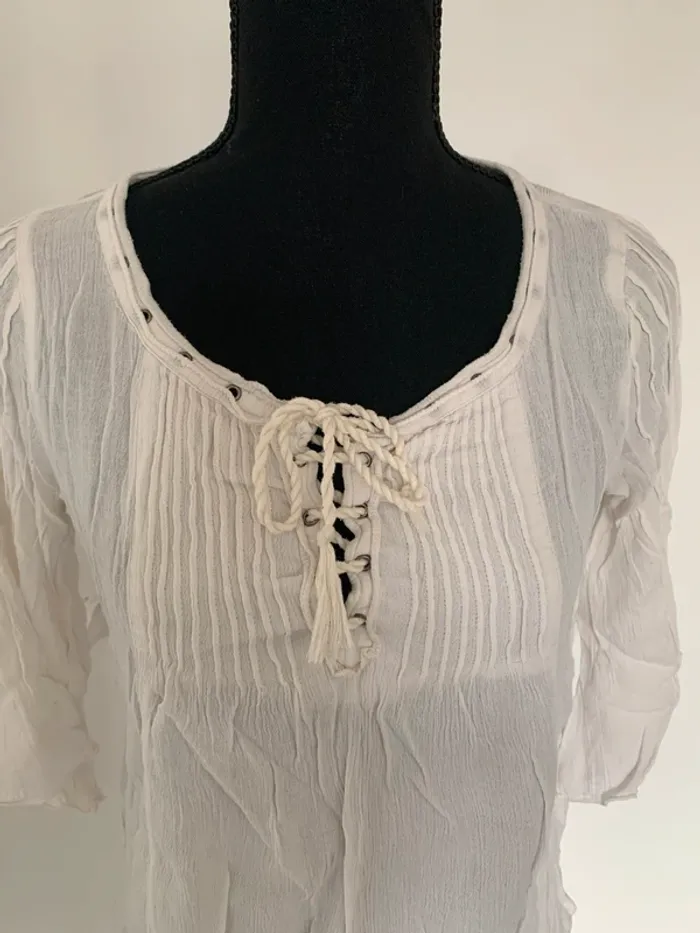 Joli chemisier blanc Hollister taille XS - photo numéro 2