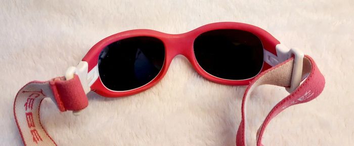 Lunette de soleil - photo numéro 4