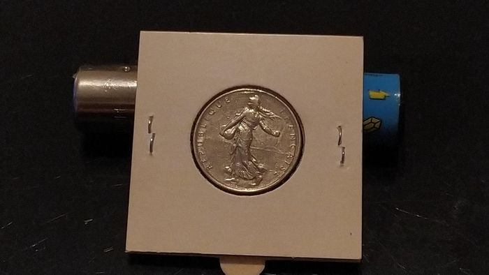 1 franc Semeuse 1964 nickel,frappe sur métal fritté Très Très rare - photo numéro 2