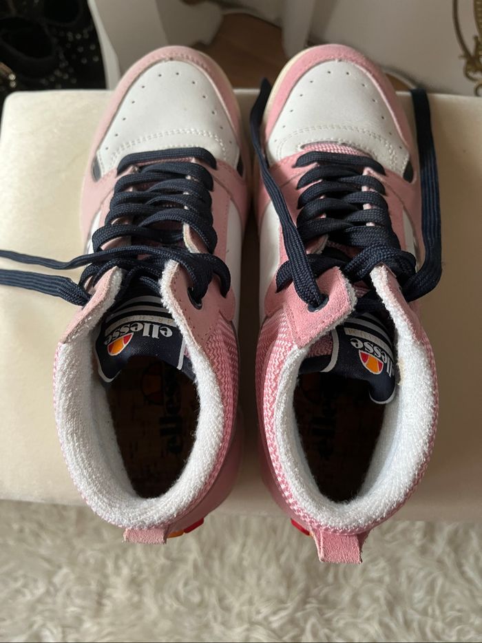 Baskets montantes fille ado Ellesse T39 TBE 👟 - photo numéro 4