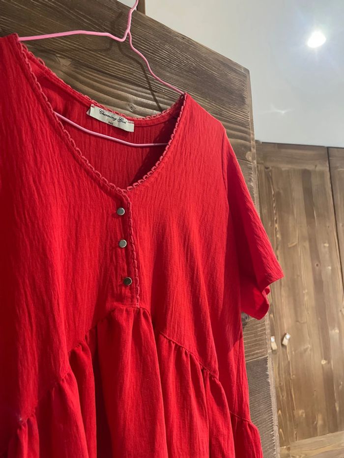 Robe rouge col V - photo numéro 2
