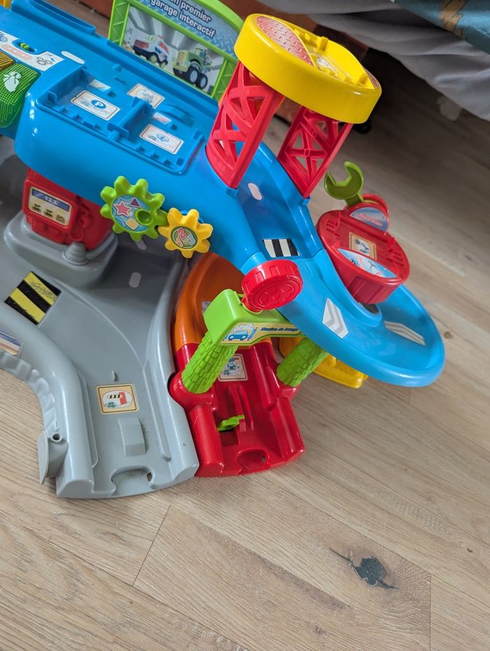 Garage tut tut bolide - photo numéro 2