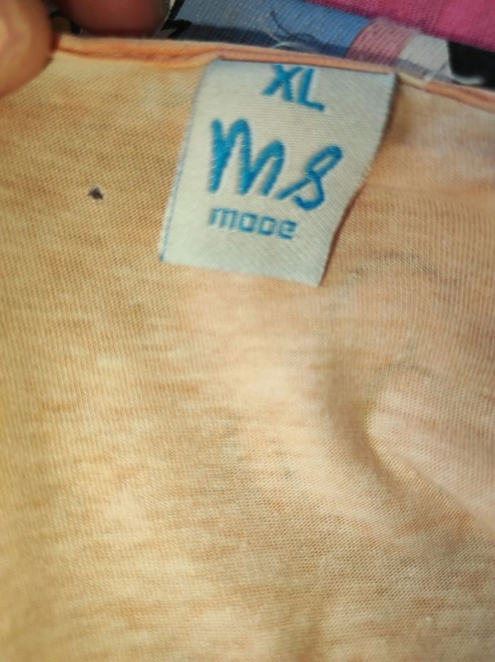 T-shirt Taille XL - photo numéro 4
