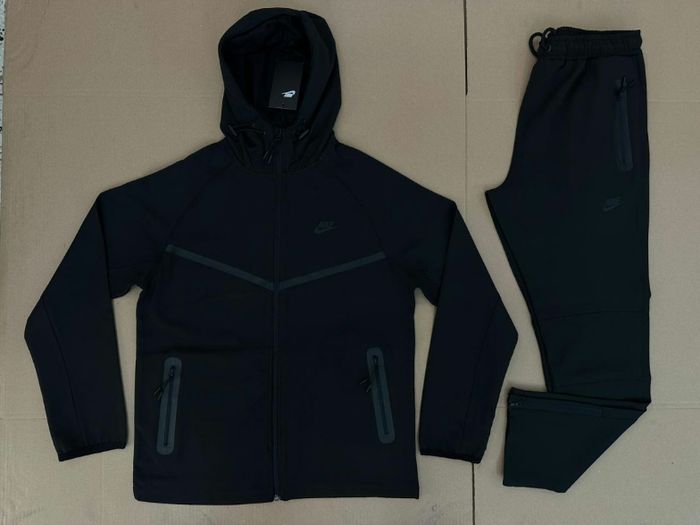 Nike tech - photo numéro 9