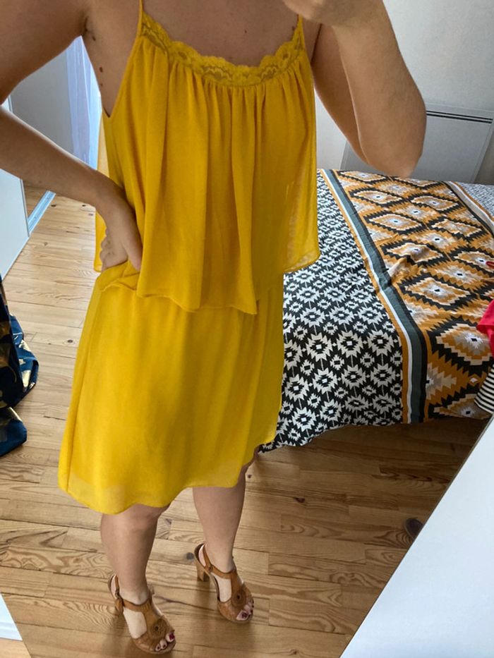 Robe jaune naf naf - photo numéro 2