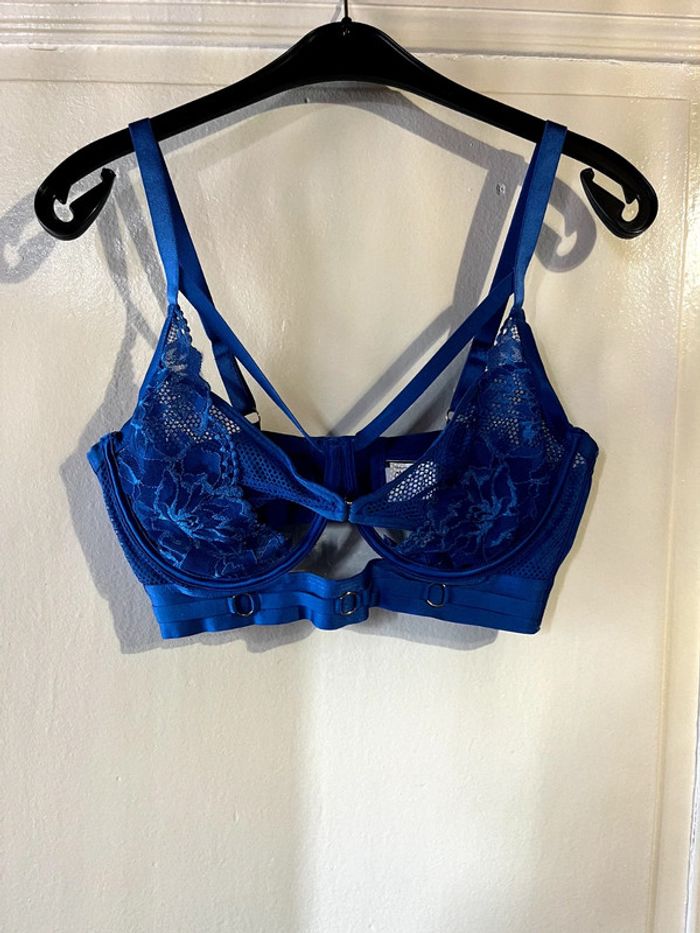 Soutien gorge sexy 100E Hunkemoller private collection