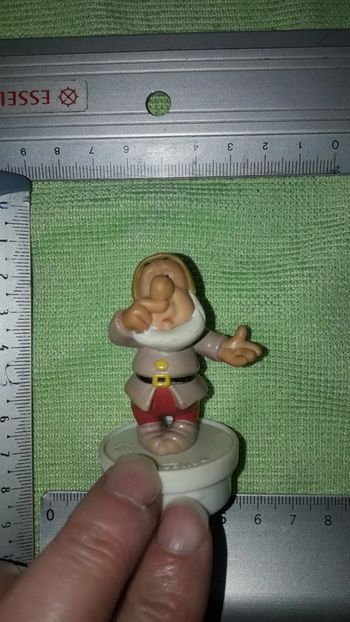 Blanche neige figurine