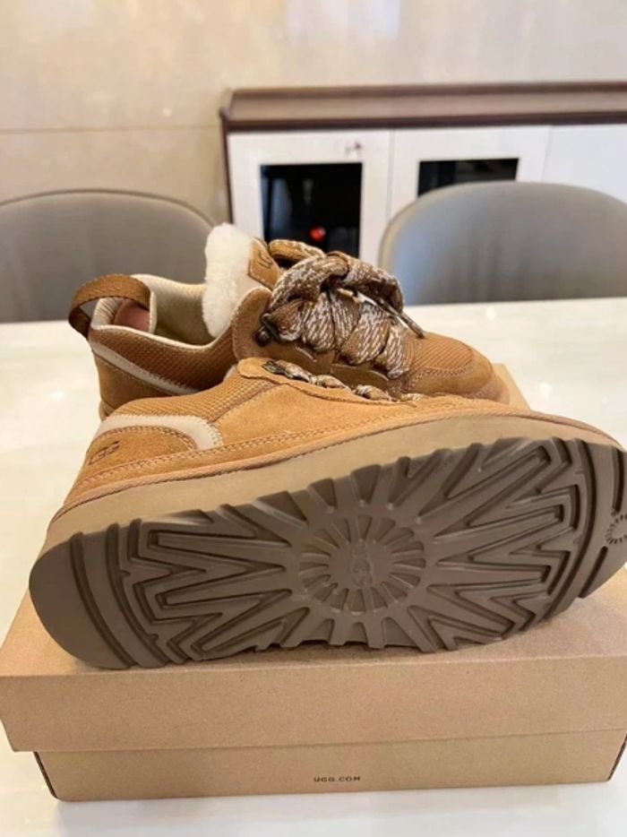 Bottes de neige UGG, pointure 37 - photo numéro 6