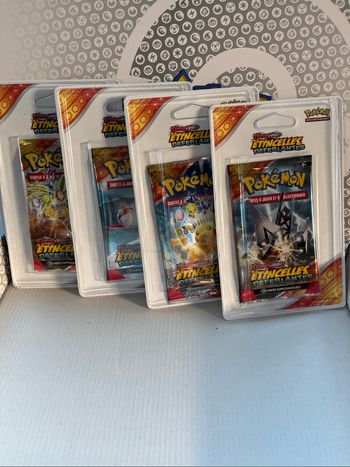 Artset ev 8 Pokémon blister plastique