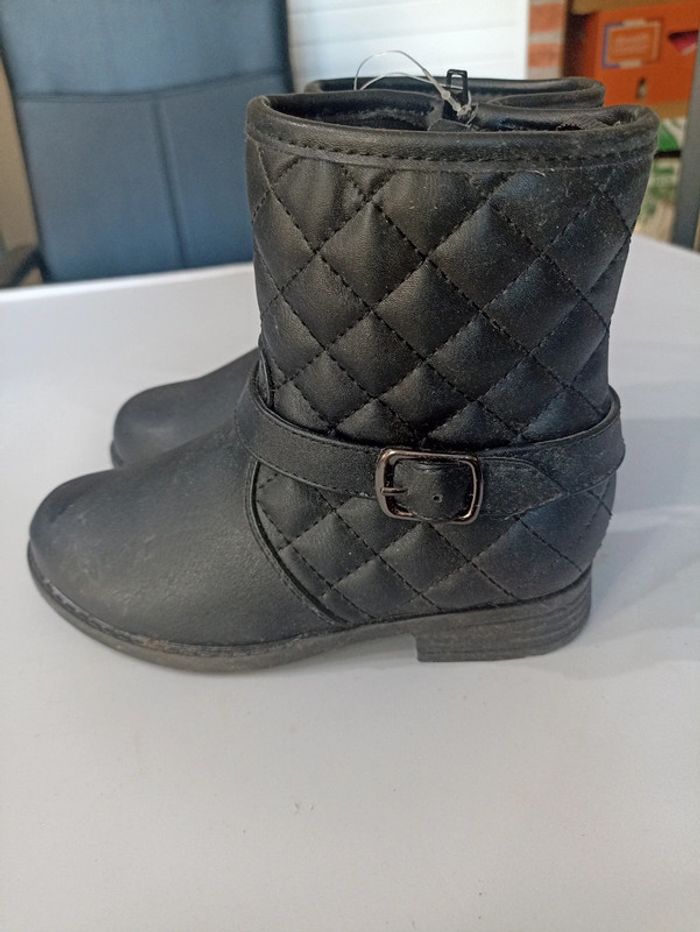 Bottines noires taille 28
