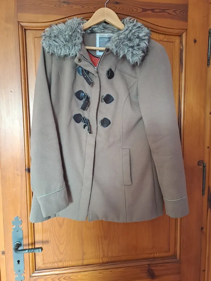 Duffle-coat beige avec col en fausse fourrure - Taille M/38 - Très bon état