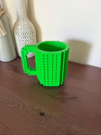 Tasse à café originale pour briques de construction