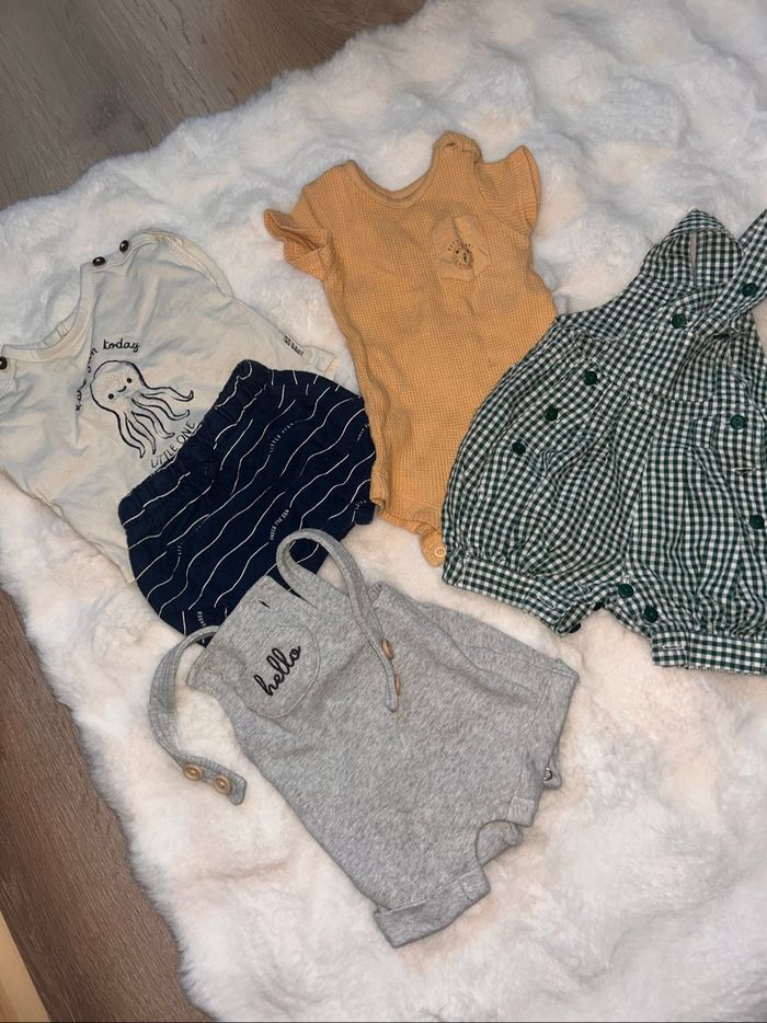 Lot vêtement bébé état neuf - photo numéro 4
