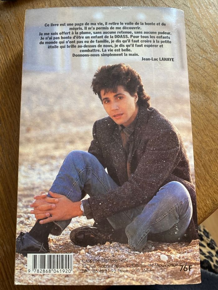 Livre Cent famillesx - photo numéro 2