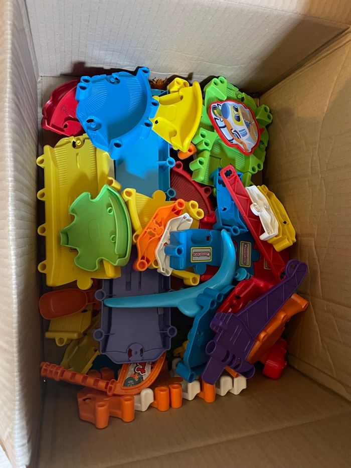 Lot connecteurs tut tut bolide