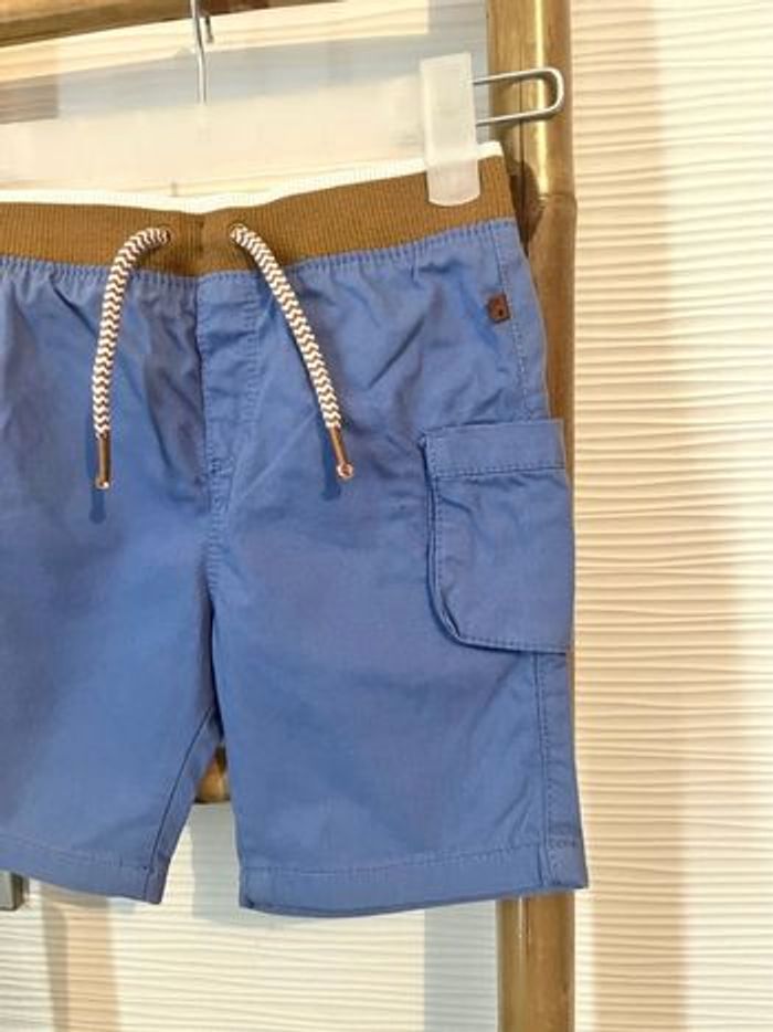 Short bleu taille 23 mois - photo numéro 3