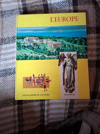 L'Europe. Encyclopédie en couleur