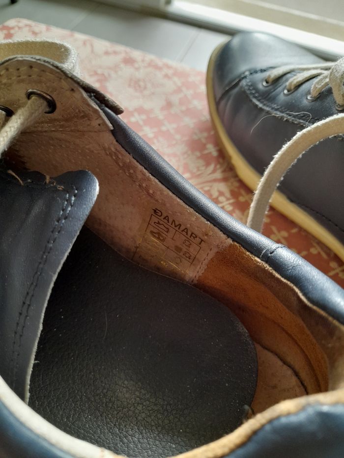 CHAUSSURES À  LACETS " DAMART" TAILLE  39 - photo numéro 4