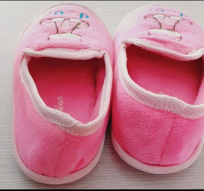 Chaussons fille pointure 32 / Super U - photo numéro 4