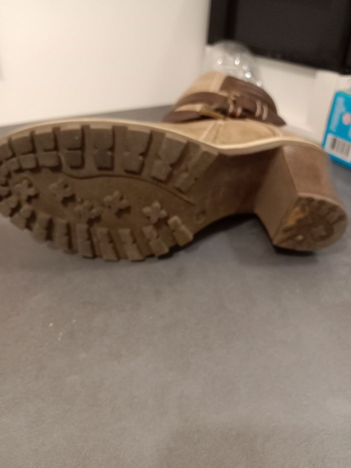 Chaussure 39 - photo numéro 4