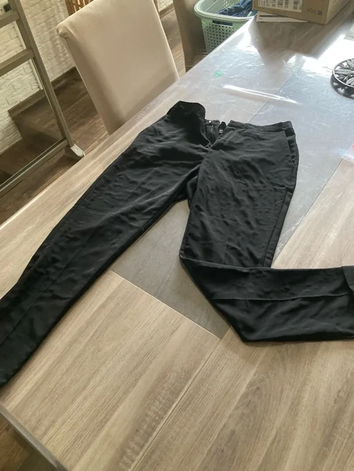 Pantalon noir habillé