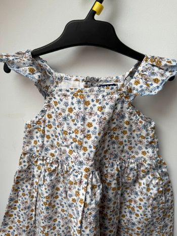 Robe fleurs 9 mois