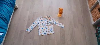 Tee-shirt manches longues garçon animaux taille 4 ans neuf avec étiquette