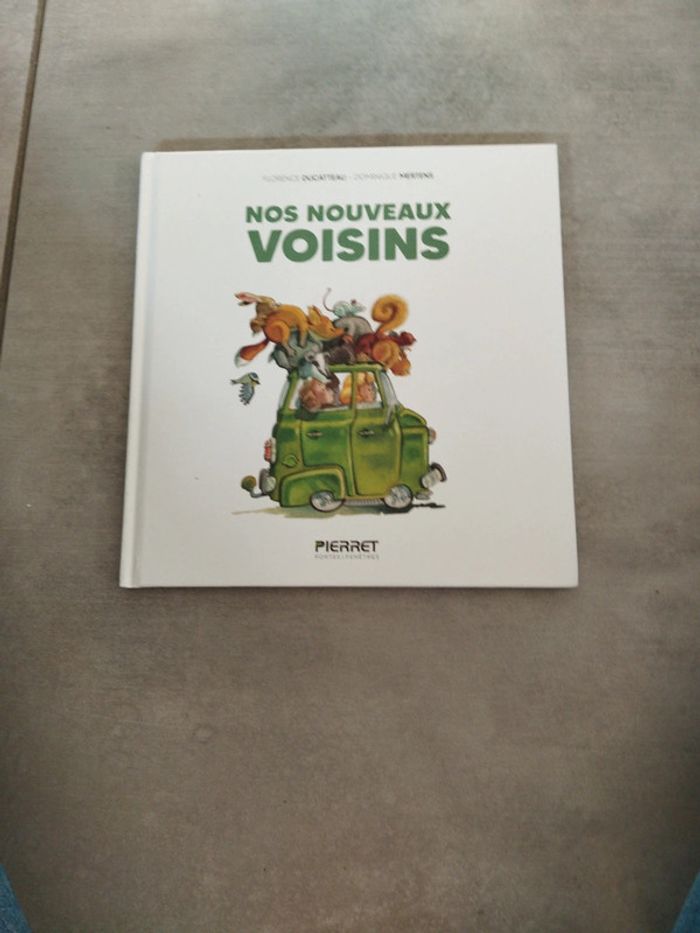 Livre nos nouveaux voisins