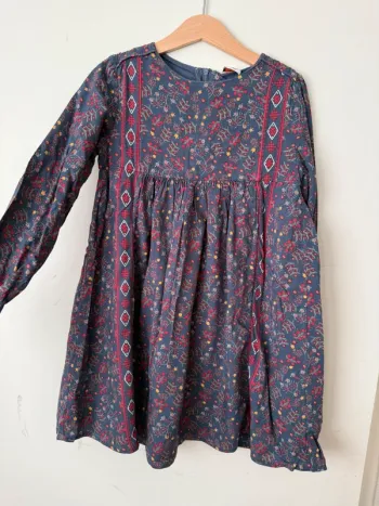 Robe tape à l’œil