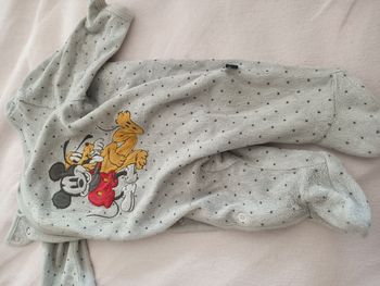 Pyjama Mickey mouse et pluto