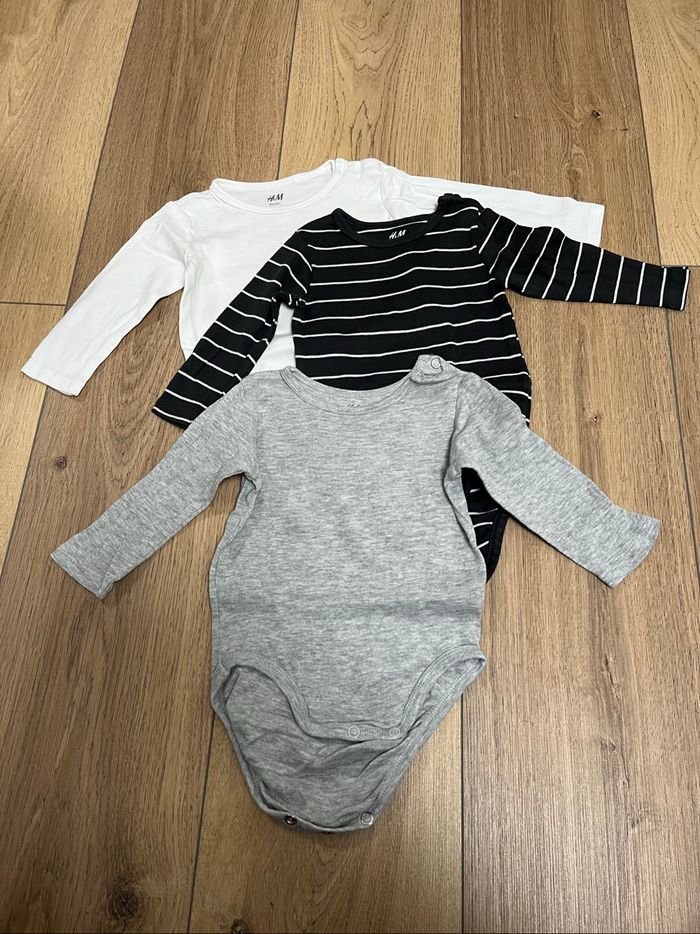 Lot de vêtements automne hiver 6 mois - photo numéro 2