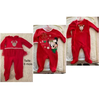 Lot de trois pyjamas de Noël fille - 6 mois