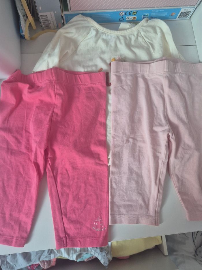 Lot vêtements bébé fille - photo numéro 3