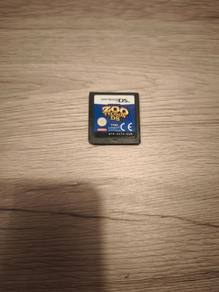 Lot jeux DS zoo Tycoon et simcity - photo numéro 2