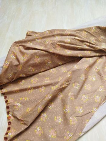Tissu coupon vintage années 70 fleurs