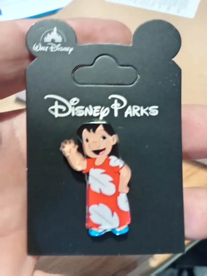 Pin's pvc lilo et stitch Walt Disney - photo numéro 2