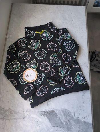 Sweat fait main avec tissu de grande marque