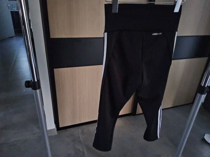 Leggin neuf taille XS adidas - photo numéro 2