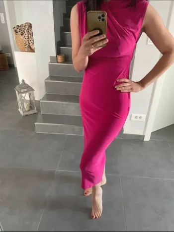 Robe longue rose