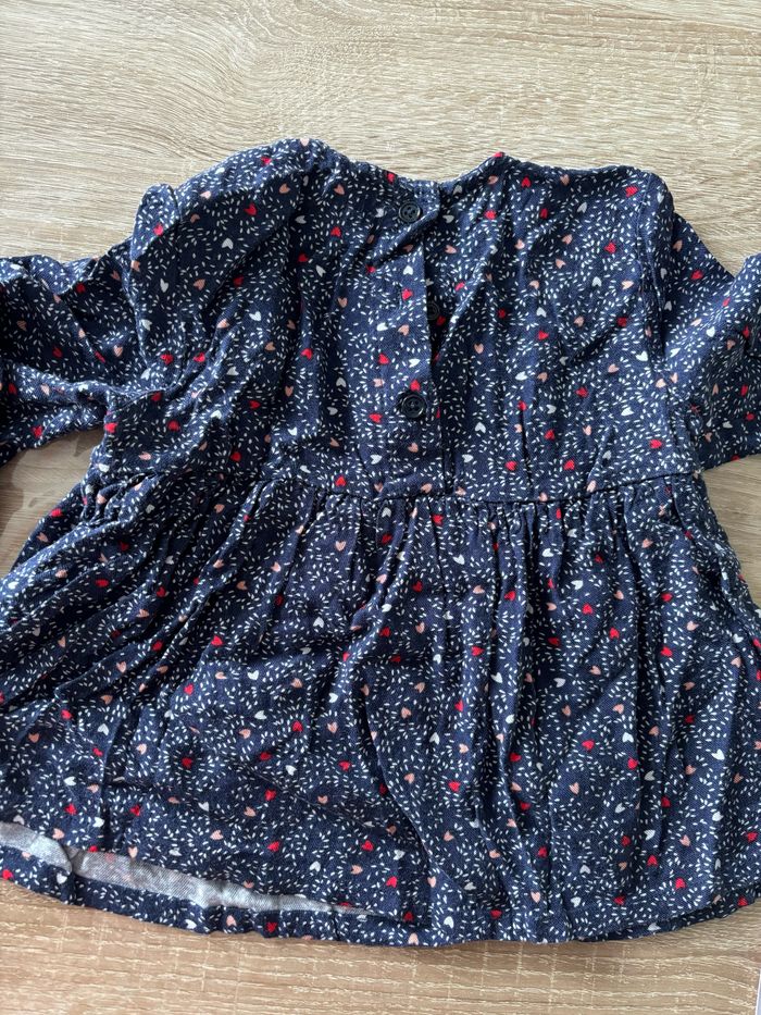 Blouse bleu cœurs GEMO t.18m - photo numéro 4