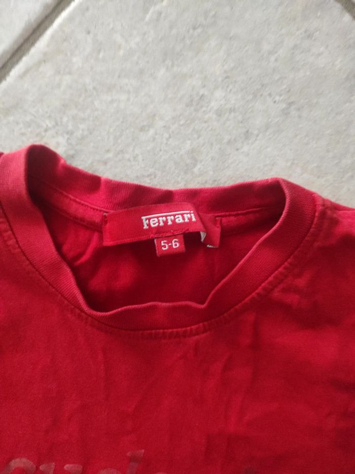 Tee shirt Ferrari 5-6 ans - photo numéro 3