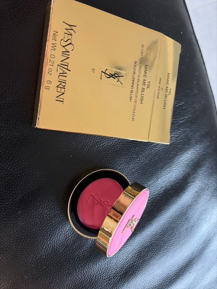 Blush floutant YSL
