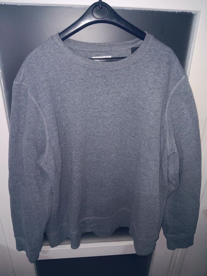 Sweat-shirt XL gris unisexe basique en coton confortable