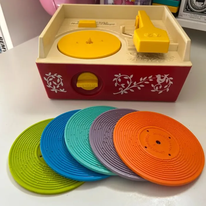 Tourne-disque fisher-price vintage - photo numéro 2