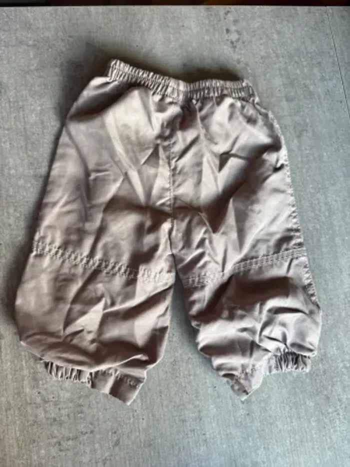 Pantalon 6 mois - photo numéro 3