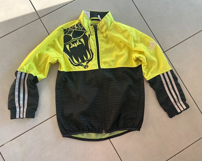 Veste jogging Adidas noire et jaune fluo 8 ans