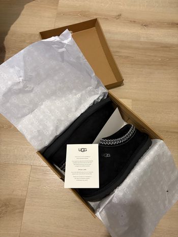 UGG Tasman 