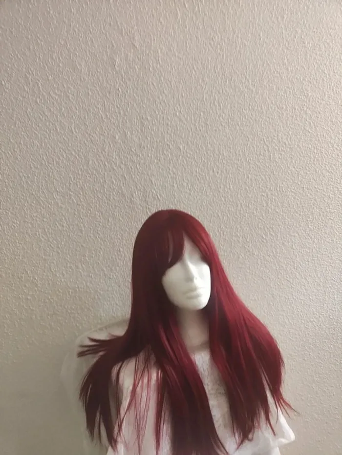 Perruque Naturelle Rouge Bordeaux Tendance Luxe - photo numéro 4