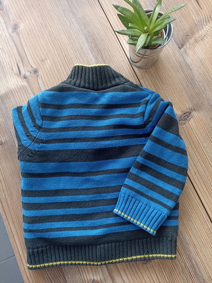 Gilet épais garçon 6 mois - photo numéro 5