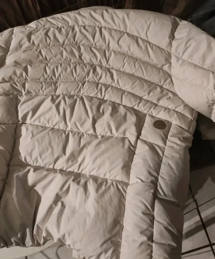 Veste blanche taille 38 DecathlonDoudoune blanc  doudoune quechua taille 38 - photo numéro 9